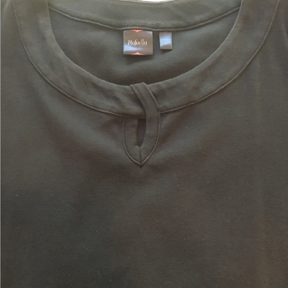 RAFAELLA Keyhole neckline Black T-shirt size 1X Short sleeve 100% soft cotton - Picture 2 of 6